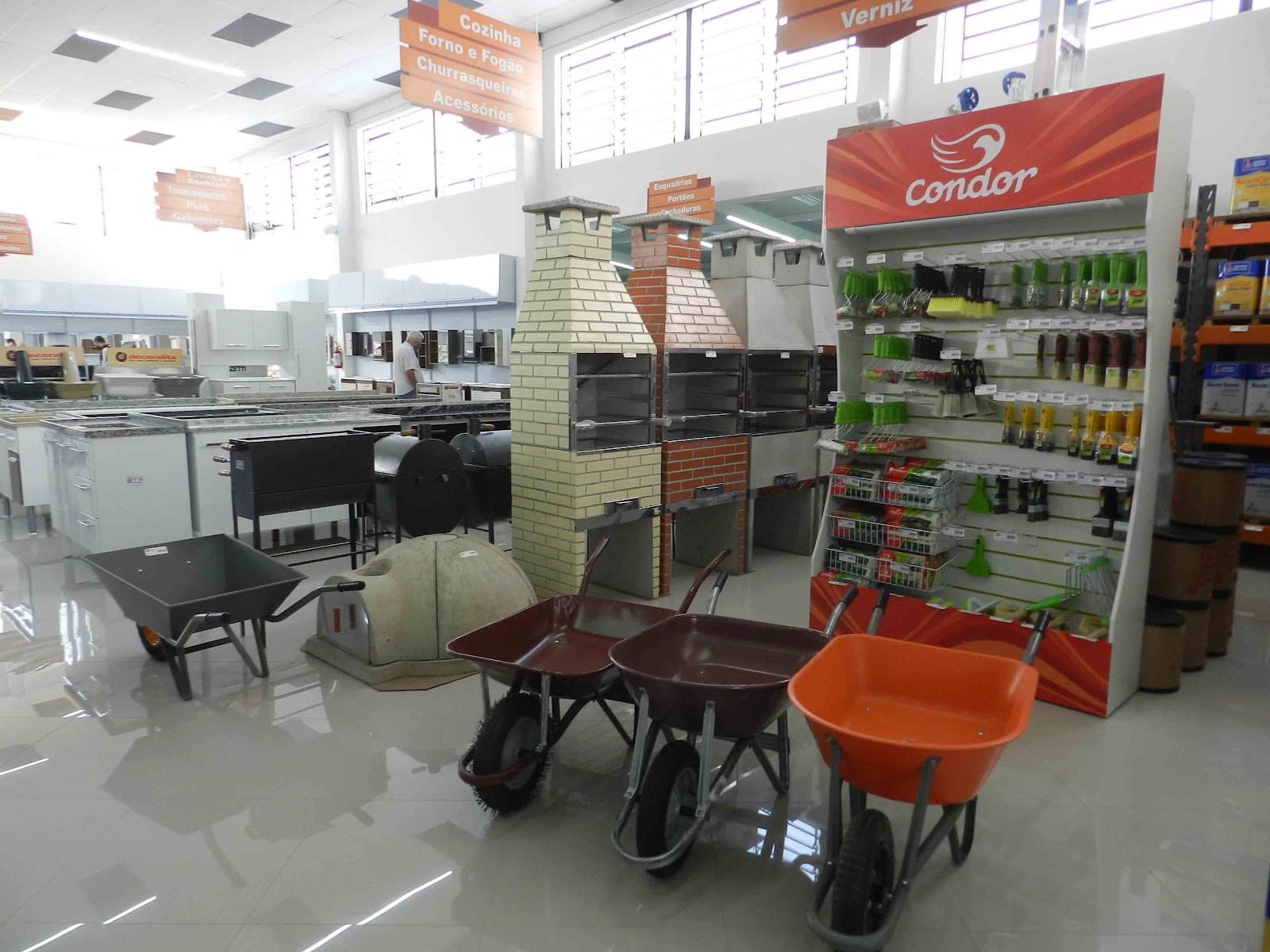 Caetano Materiais para Construção Loja 10 Cesário Lange-SP - foto 6