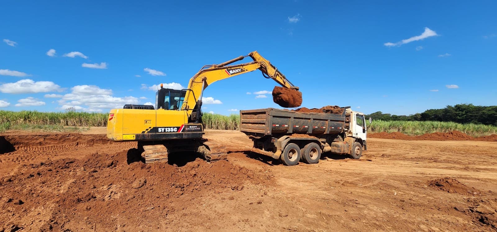 Santin & Giraldi Terraplenagem e Locação - foto 1
