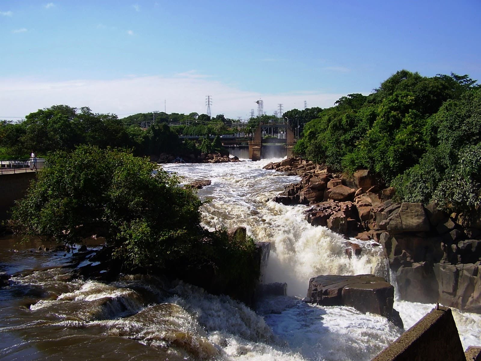 Complexo Turístico da Cachoeira - foto 2